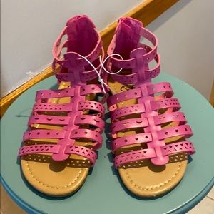Sandals girls pink w/zip up back sz 2